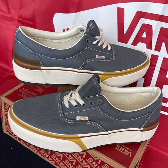 Vans Era Stacked
Canvas Stormy Weather
VNOA4BTORV2
Men’s platform - sneakers - Picture 11 of 16